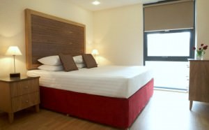 canary wharf serviced apartments bedroom